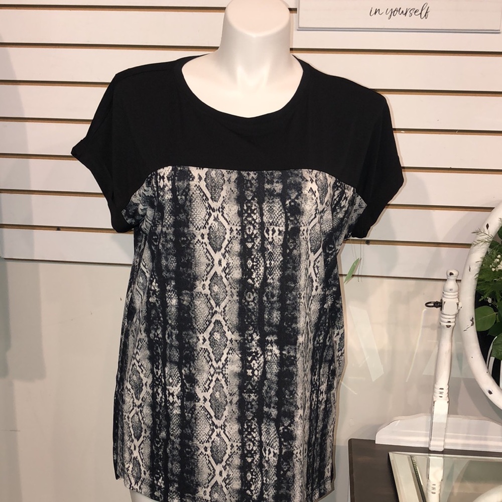 LulaRoe top